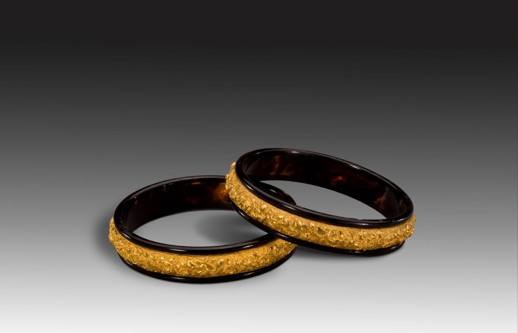 图片[1]-Gold tortoiseshell bracelet-China Archive